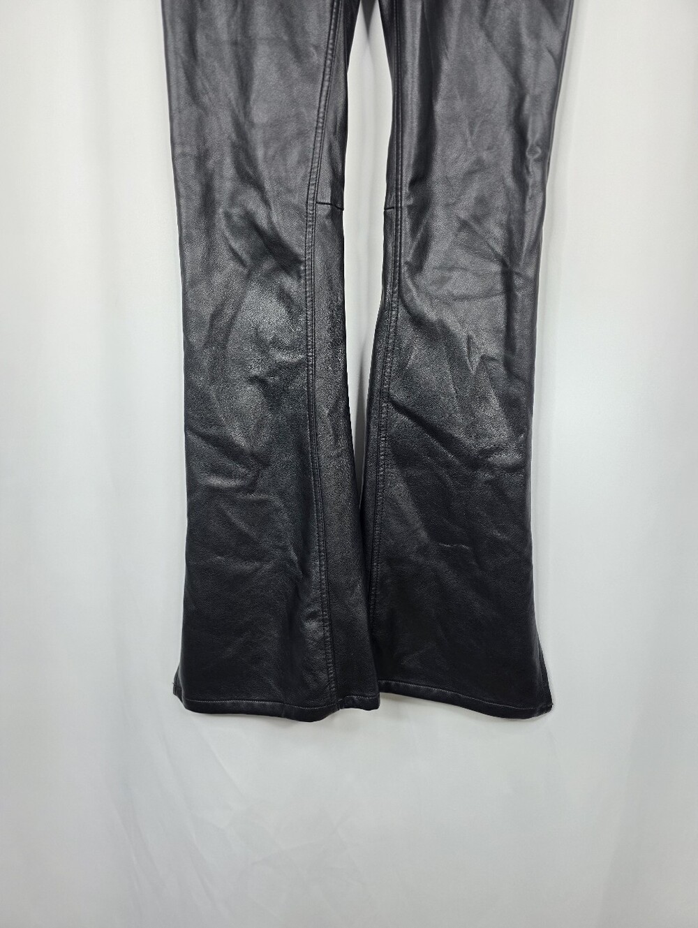 We The Free Black Faux Leather Flare Pants Slit Sides Curve Hugging Slim Size 26 - Picture 5 of 16